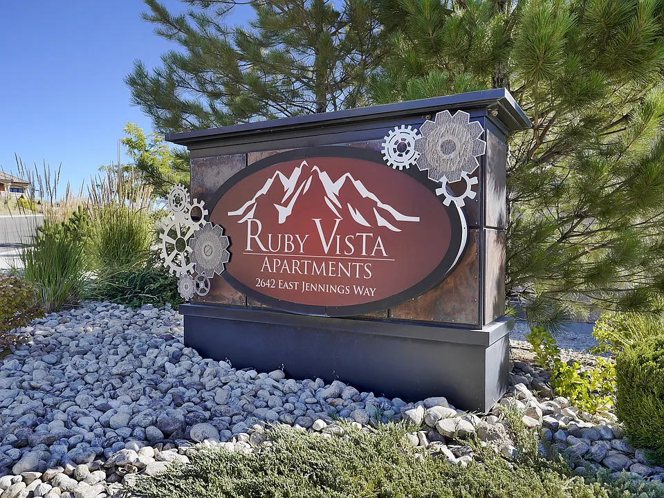 Ruby Vista Apartment