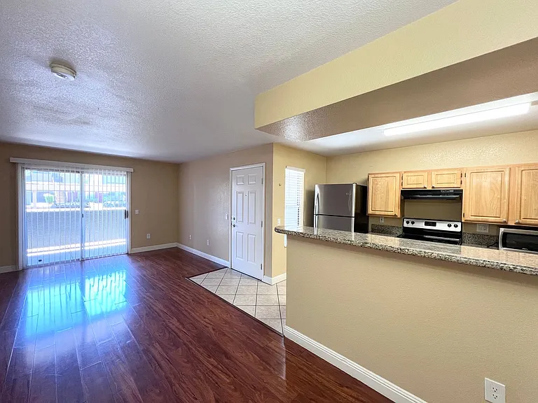 5055 W Hacienda Ave #1200 — Photo 7