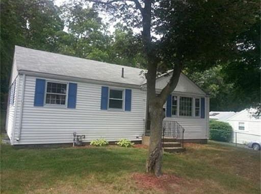 1st image of 101 W Lake Dr