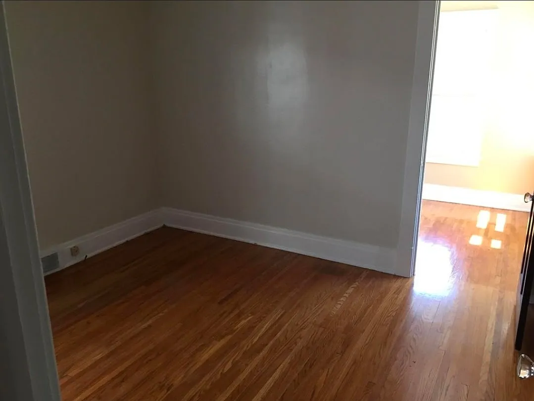 3 bed, 1600 sqft, $1,900 — Photo 4