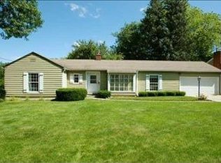 6555 Sunset Ter, Windsor Heights, IA 50324