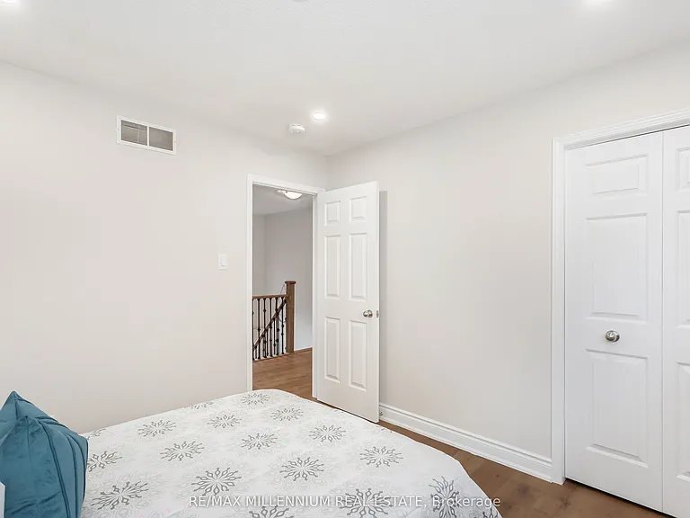 61 Mistywood Dr #UPPER — Photo 39