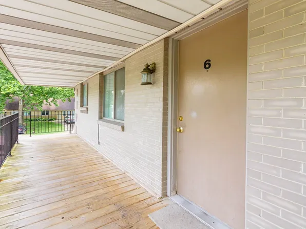 Sandalwood Apartments