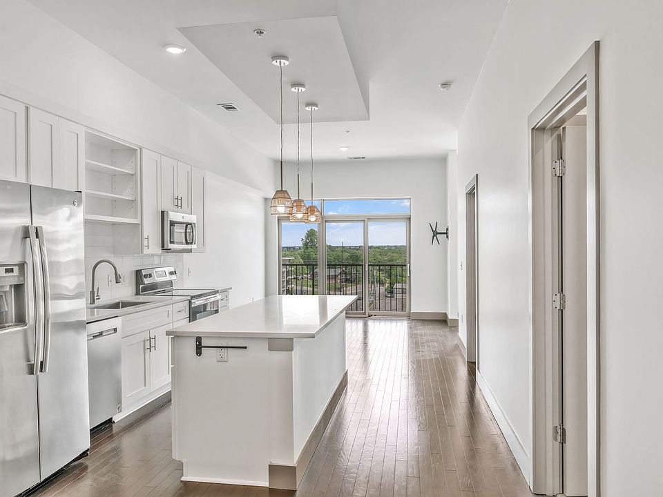 1st image of 2407 8th Ave S APT 505