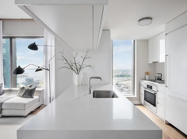 99 Hudson Street image 11 of 34