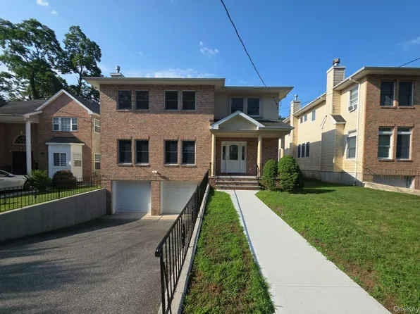 86 George Street, East Hills, NY 11577