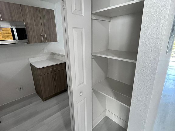2nd image of 460 NE 137th St #309