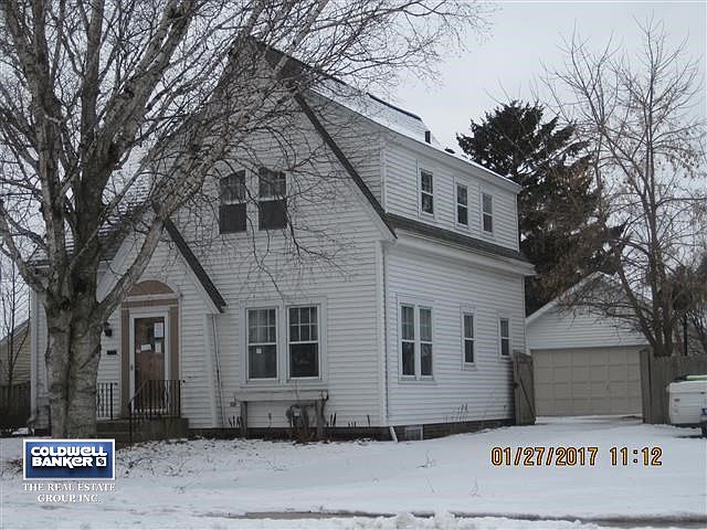 712 N 4th St