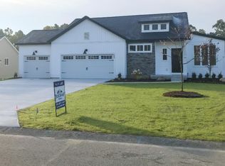 598 Fern Gully Dr #37, Holland, MI 49424