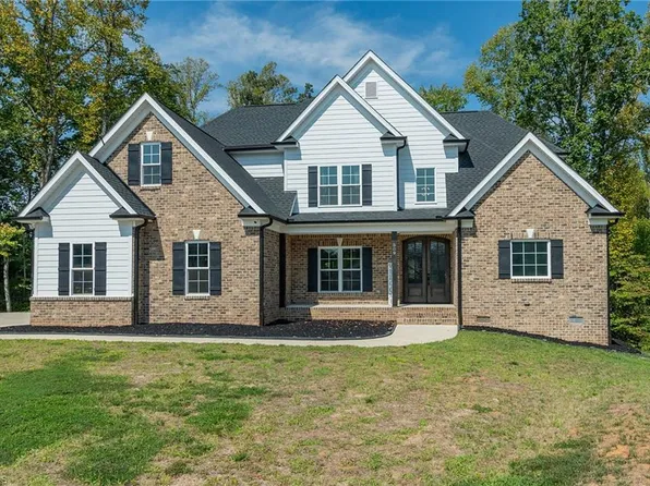 509 Margaret Hiatt Ct, Greensboro, NC 27455