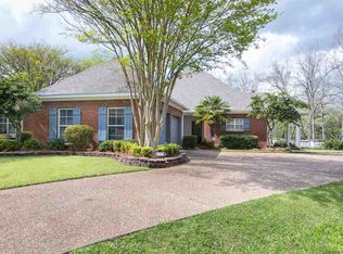 520 Meadows Pl, Madison, MS 39110