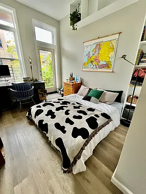 Rented by Dream Space Realty | media 22