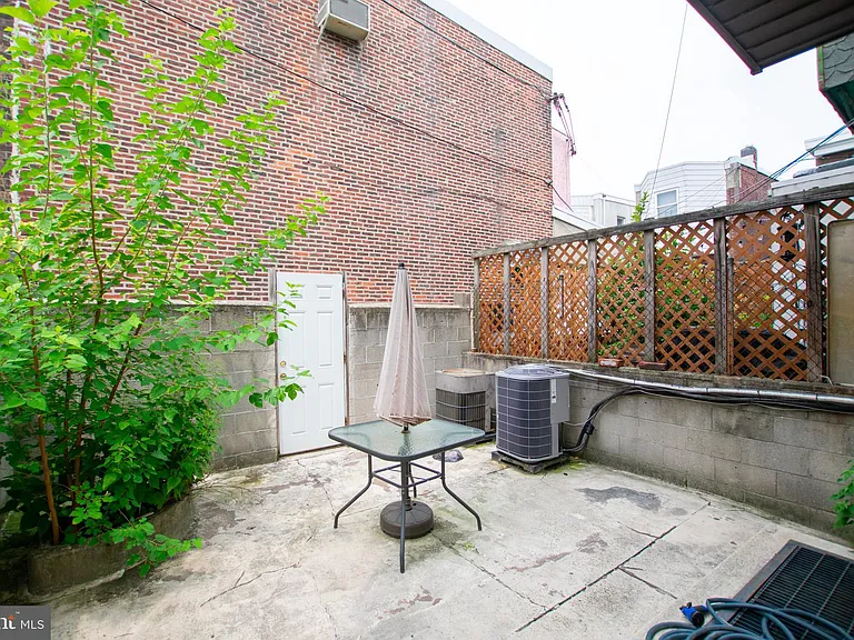2312 S 12th St #1 — Photo 8