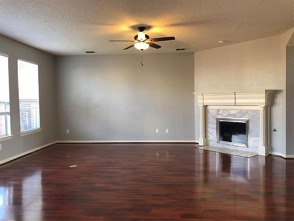 3rd image of 3517 Dripping Springs Dr