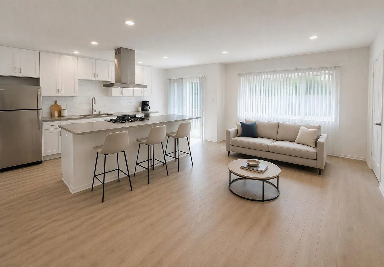 1 bed, 1.0 bath, 800 sqft, $2,750 — Photo 2