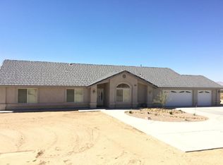 9830 Central Rd, Apple Valley, CA 92308
