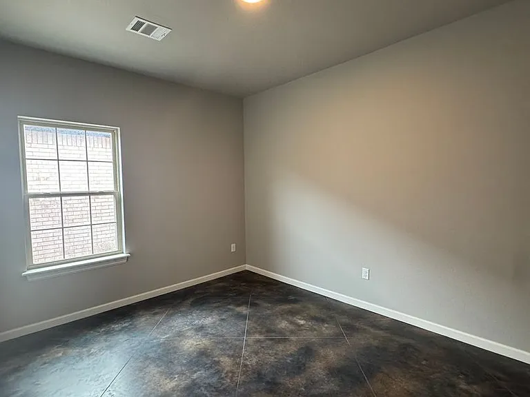 10310 Bolen St — Photo 12