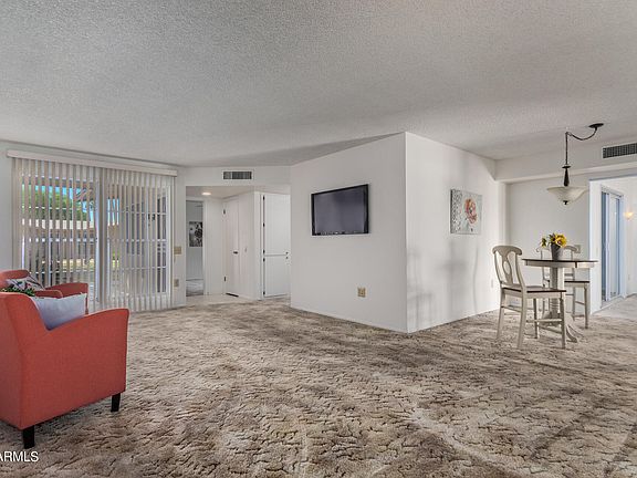 5th image of 10549 W PALMERAS Drive