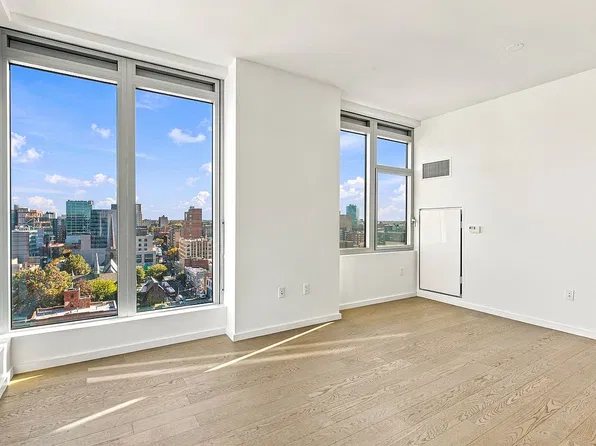 133-27 39th Ave #12G, Flushing, NY 11354