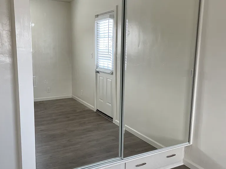 316 Van Buren St #33 — Photo 13