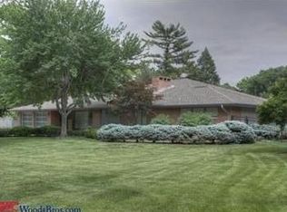 910 Piedmont Rd, Lincoln, NE 68510