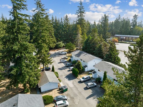 3207 Smokey Point Dr #6