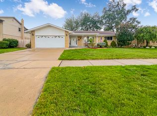 17828 Devonshire St, Riverview, MI 48193
