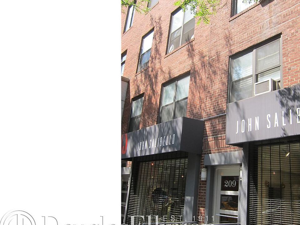 2nd image of 209 E 60th St #2C