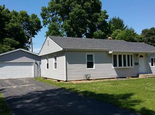 300 Burrwood Ave, Loves Park, IL