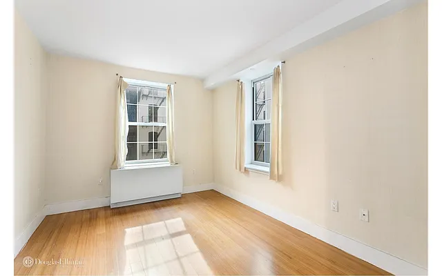 Rented by Douglas Elliman | media 14