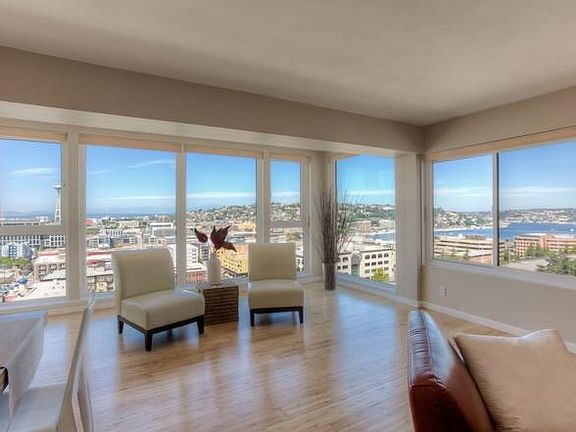 2nd image of 400 Melrose Ave E APT 501