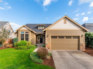 2310 Meridian Dr, Woodburn, OR 97071