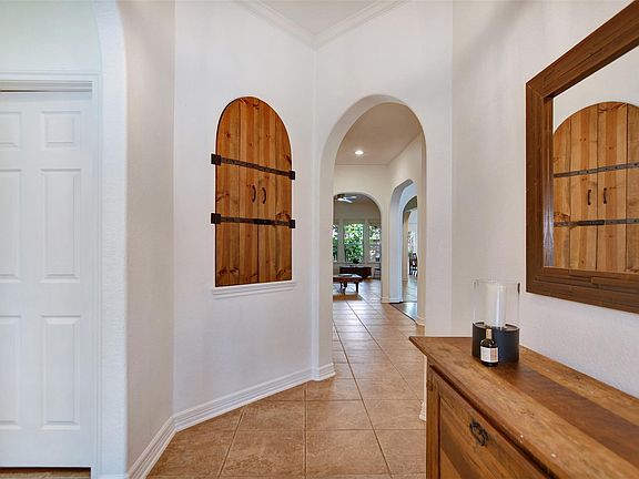4th image of 11523 Carisio Ct