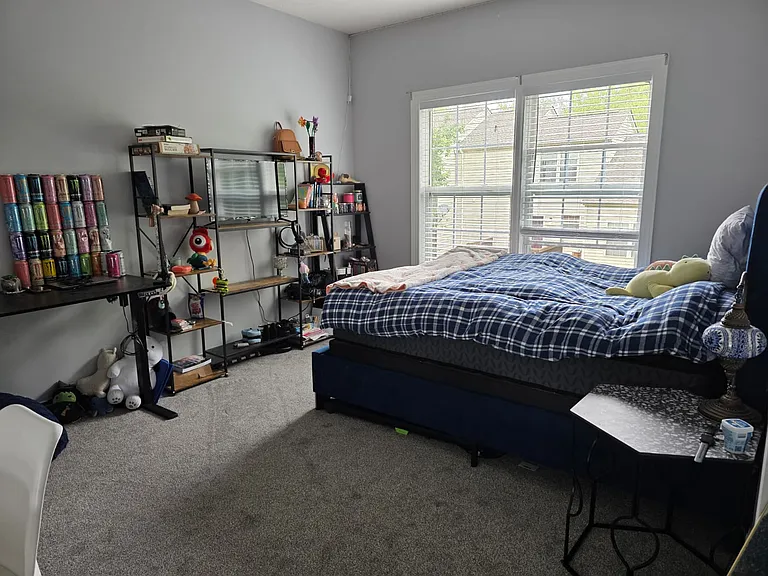 1415 Providence Blvd — Photo 8