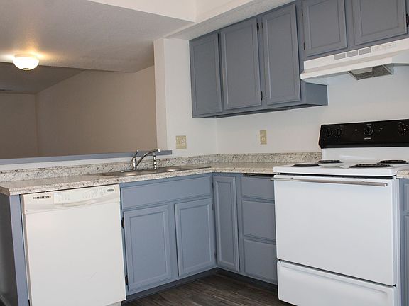 5th image of 1984 N Salem Ave #0
