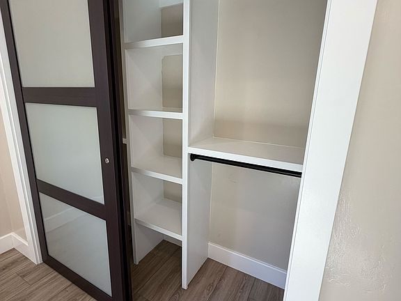4th image of 420 Longbranch Ave #111