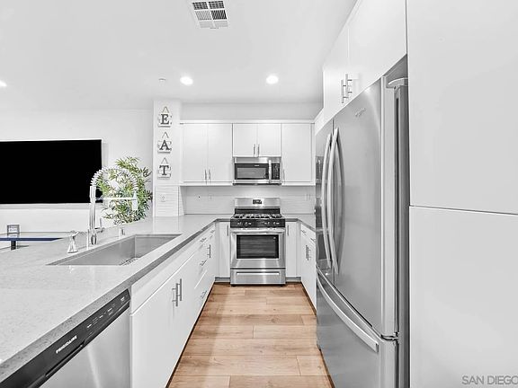 4th image of 5476 San Alejandro