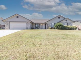 1802 Willard St, Springdale, AR 72762