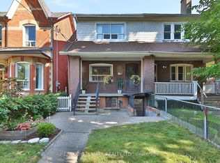 38 Halton St, Toronto, ON M6J1R3