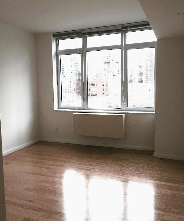 1st image of 229 W 60th St APT 7W