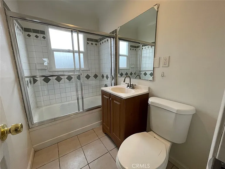 3968 Arlington Ave #1/2 — Photo 10