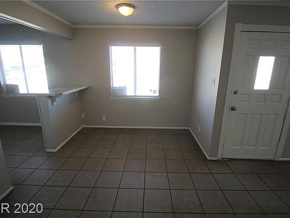 4th image of 5201 Mountain View Dr
