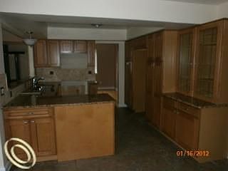 2nd image of 4123 Whitebirch Dr