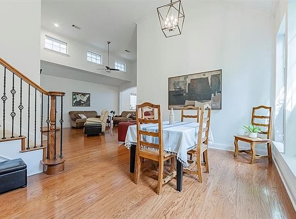 4th image of 2321 Stone Creek Dr