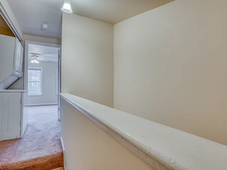 1118 William St #2 — Photo 15