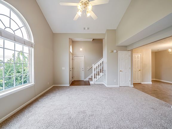 3rd image of 2053 Candlewood Dr