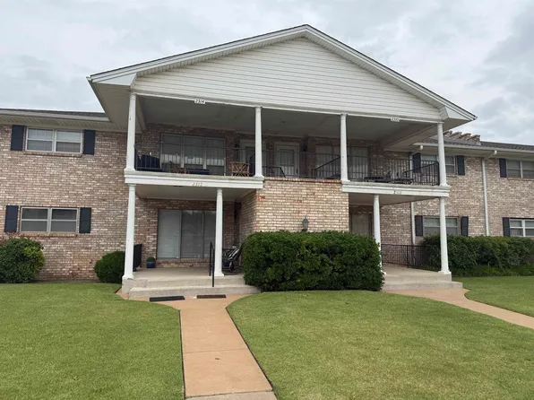 2312 Indian Dr, Enid, OK 73703