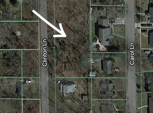 10 Clinton Ln, Mastic Beach, NY 11951