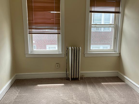 5th image of 1622 N 11th St Floor 2