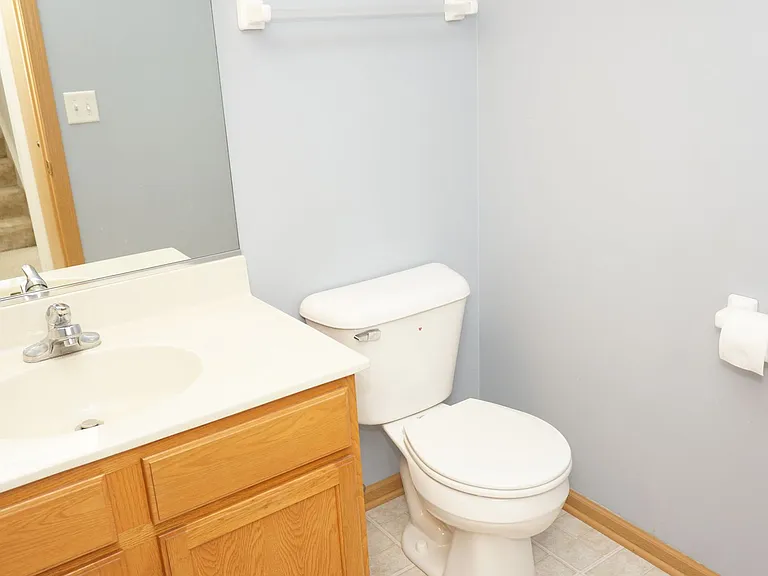 407 Waubonsee Dr — Photo 8